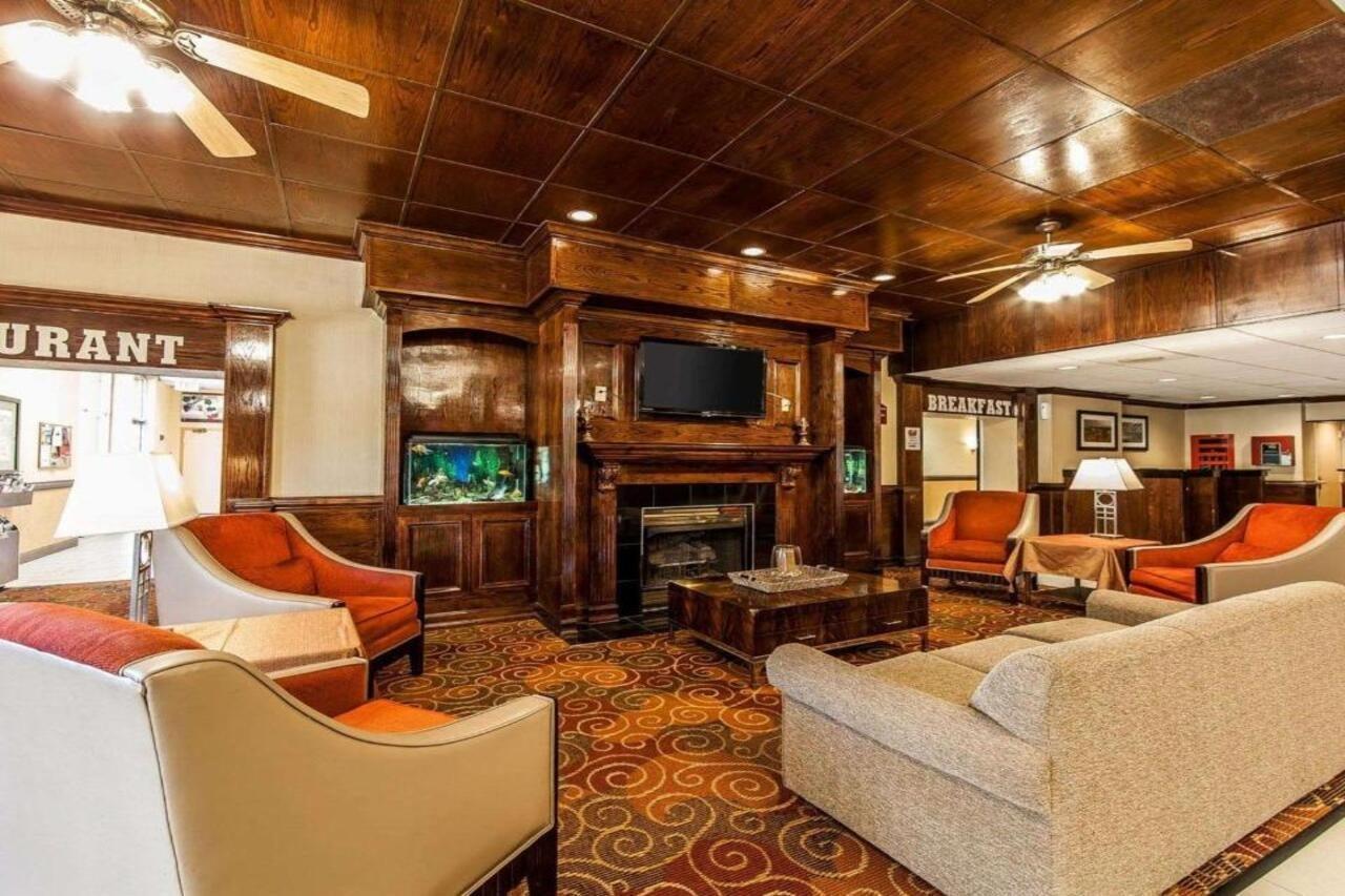 Hotel Wingate By Wyndham Marietta Conference Center Ohio Extérieur photo